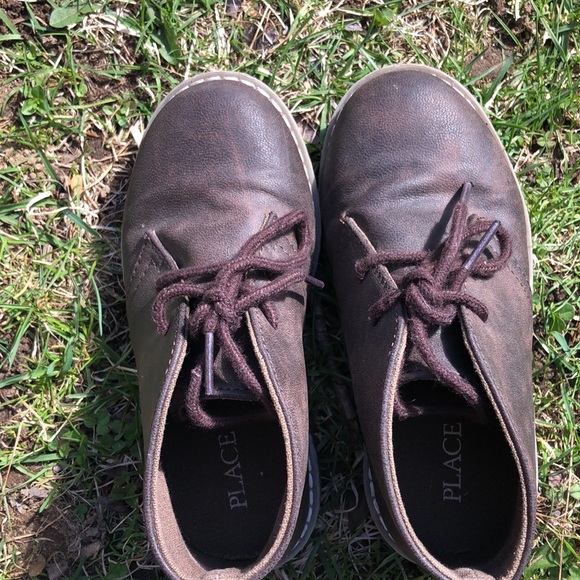 Boys size 11 Place dress boots - Picture 3 of 6